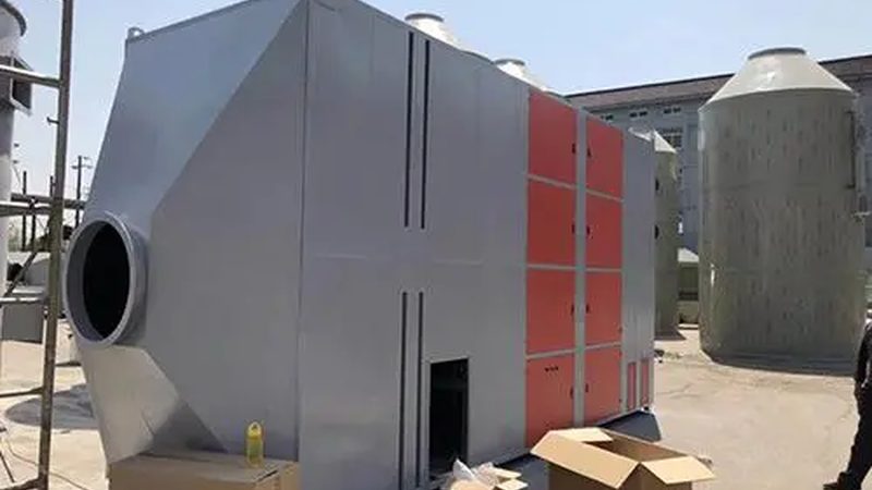 加药装置材质耐酸碱标准解析：环保设备选型的关键考量**